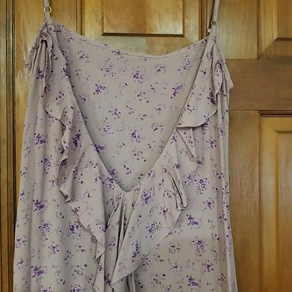 Flynn Skye plum floral dress size M.  Worn once - Picture 4 of 4